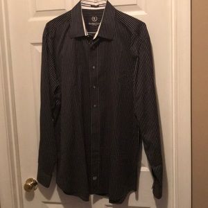 Long sleeve dress shirt black and white